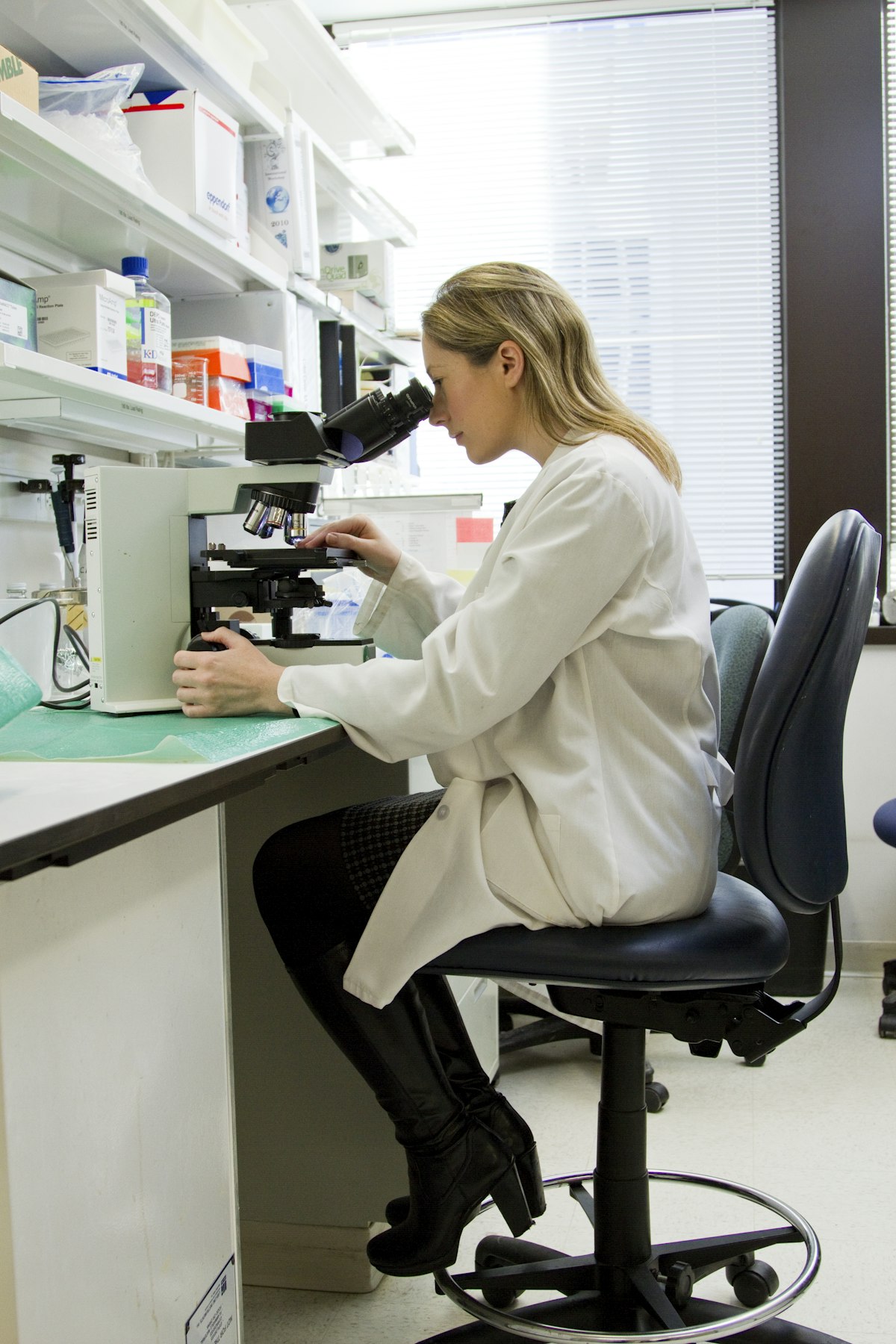 research peptides lifestyle photo